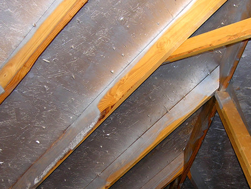 Radiant Barrier Paint vs. Radiant Barrier Insulation